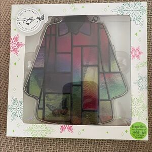 Dolly Parton’s ‘Coat of Many Colors’ stained glass, wall decor